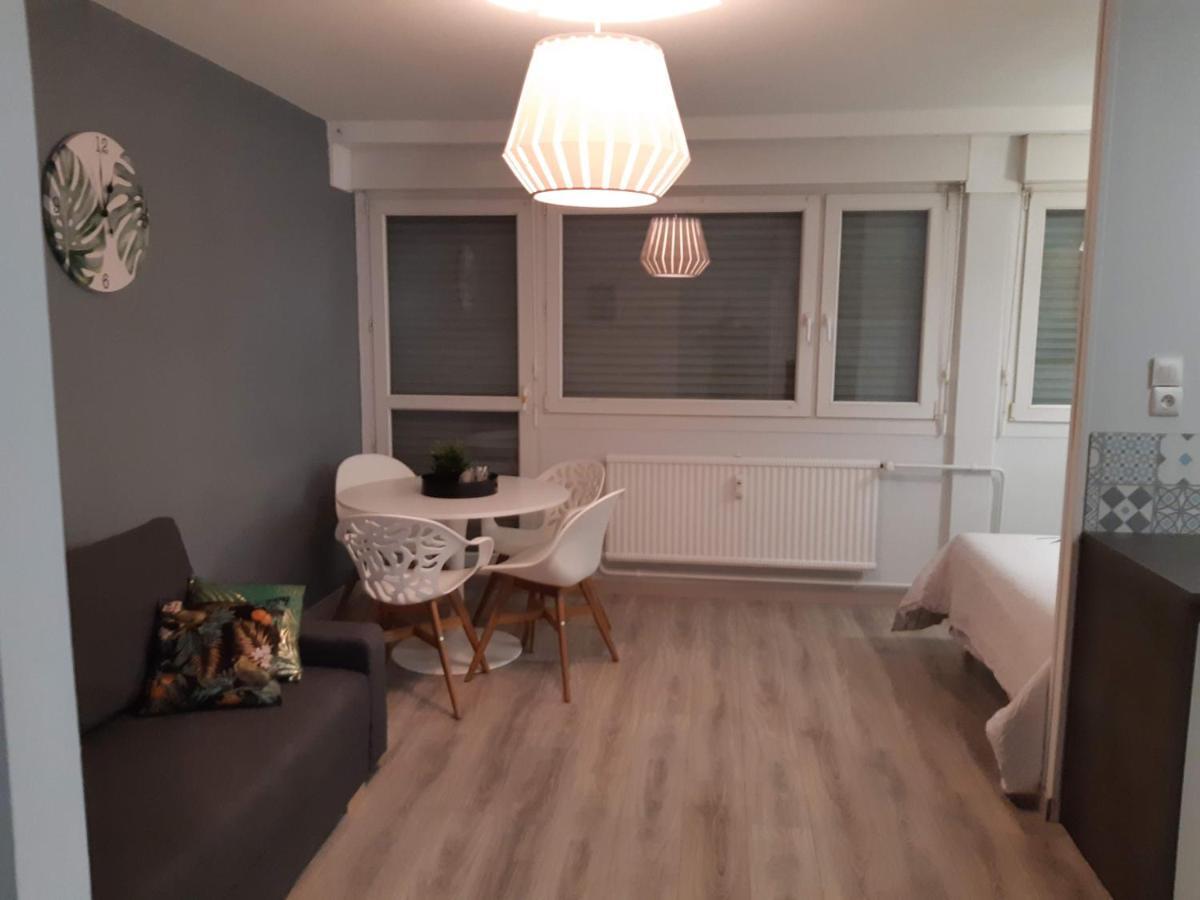 Ferienwohnung Jungle Metz Exterior foto